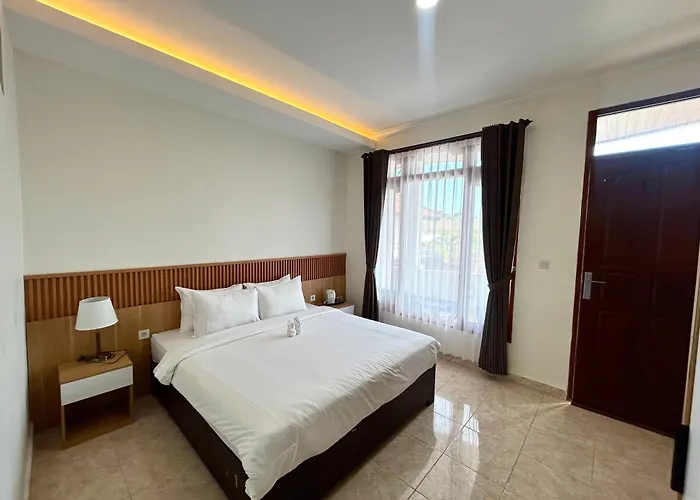 Pantai Ayu 3*